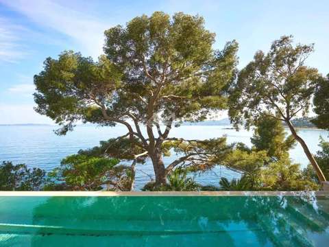 Vente maison 7 pièces Le Lavandou 83