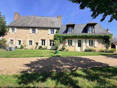 Vente maison 8 pièces Le Lion-d'Angers 49