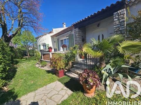 Vente maison 5 pièces Le Luc 83