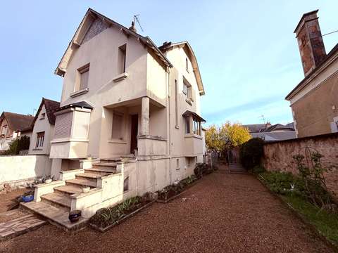 Vente maison 7 pièces Le Lude 72