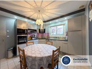 Vente maison 8 pièces