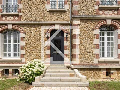 Vente maison 10 pièces Le Mans 72