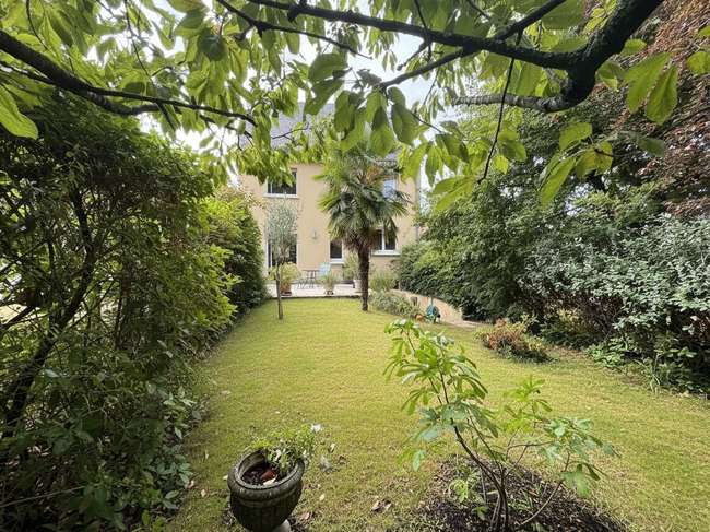 Maison 7 pièces 128 m² · au Mans Prémartine · 128 m² · 327 600 €