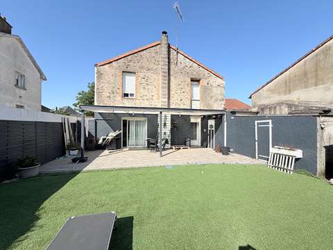 Vente maison 4 pièces Le May-sur-Èvre 49