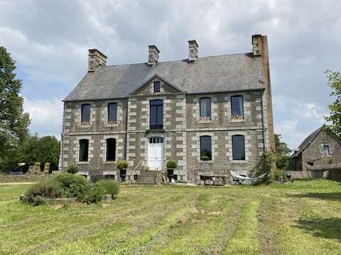 Vente maison 9 pièces Le Mesnil-Amand 50