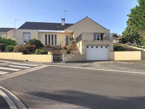 Vente maison 6 pièces Le Mesnil-en-Vallée 49