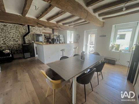 Vente maison 4 pièces Le Mesnil-en-Vallée 49