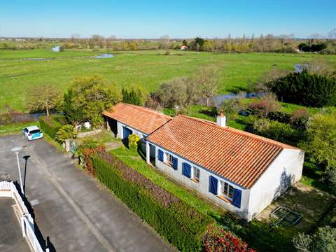 Vente maison 4 pièces Le Perrier 85