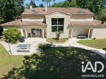Vente maison 7 pièces Le Pian-Médoc 33