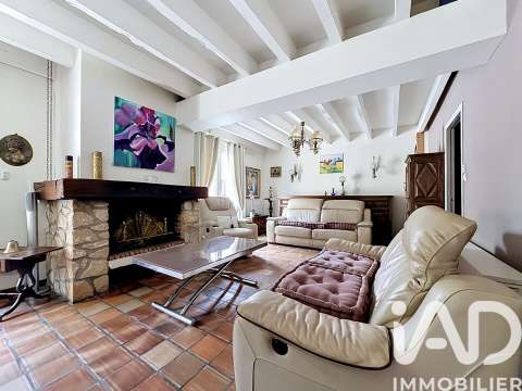 Vente maison 6 pièces Le Pian-Médoc 33