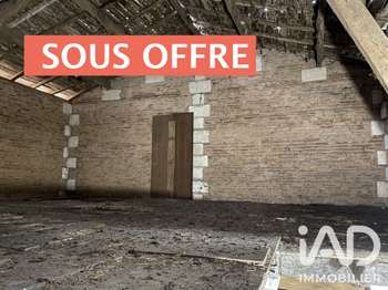 Maison 1 pièce 147 m² · à Le Pizou · 147 m² · 39 000 €