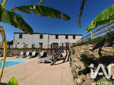Vente maison 13 pièces Le Poiré-sur-Vie 85