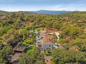 Vente maison 11 pièces Le Pradet 83