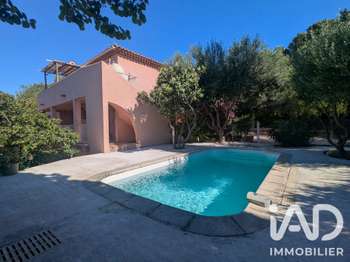 Maison 8 pièces 198 m² · à Le Pradet · 198 m² · 749 000 €