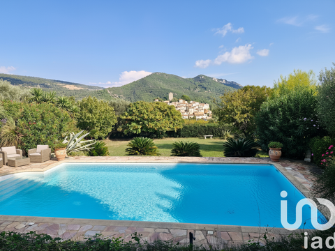 Vente maison 6 pièces Le Revest-les-Eaux 83