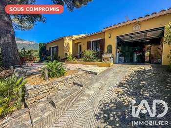 Maison 4 pièces 100 m² · à Le Revest-les-Eaux · 100 m² · 495 000 €