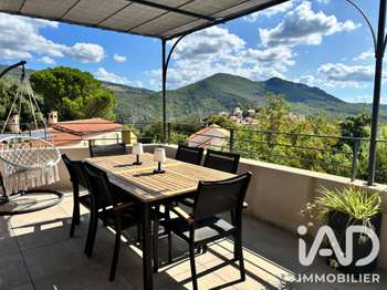 Vente maison 5 pièces Le Revest-les-Eaux 83
