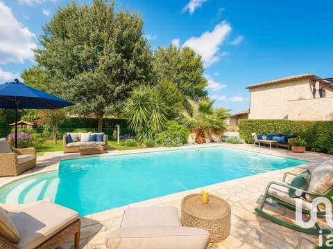 Vente maison 7 pièces Le Rouret 06