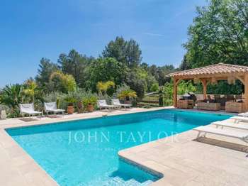 Vente maison 7 pièces Le Rouret 06