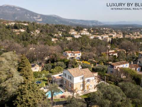 Vente maison 6 pièces Le Rouret 06