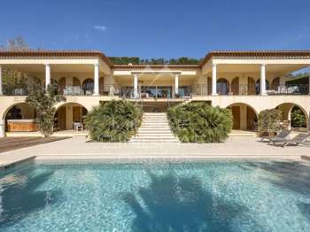 Vente maison 8 pièces Le Rouret 06