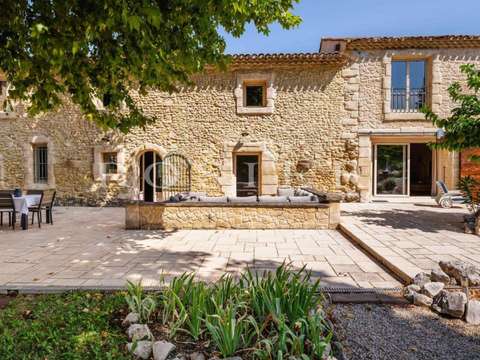 Vente maison 9 pièces Le Thor 84