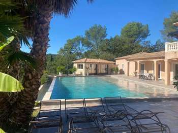 Vente maison 8 pièces Le Thoronet 83