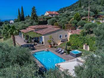 Maison 8 pièces 179 m² · au Tignet · 179 m² · 995 000 €