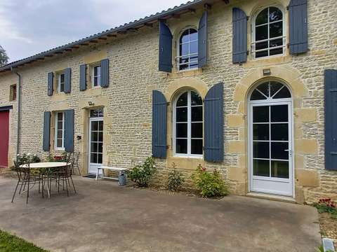 Vente maison 5 pièces Le Vert 79