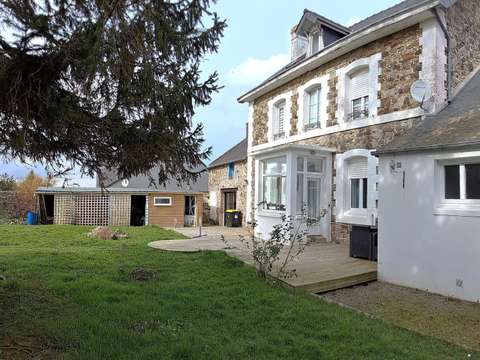 Vente maison 8 pièces Le Vivier-sur-Mer 35