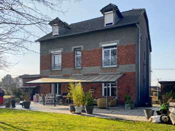 Maison 11 pièces 218 m² · à Lens · 218 m² · 447 000 €