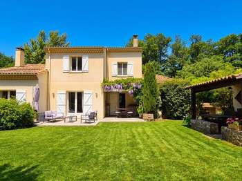 Vente maison 6 pièces Léognan 33
