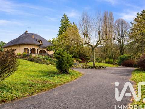 Vente maison 8 pièces Les Abrets 38