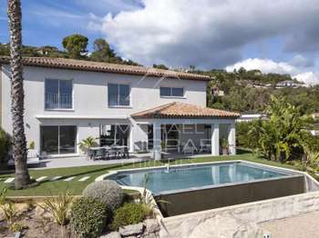 Vente maison 7 pièces Les Adrets-de-l'Estérel 83