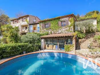 Vente maison 5 pièces Les Adrets-de-l'Estérel 83