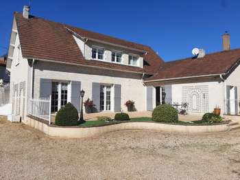 Vente maison 10 pièces Les Aubiers 79