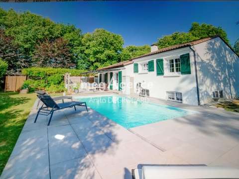 Vente maison 5 pièces Les Clouzeaux 85