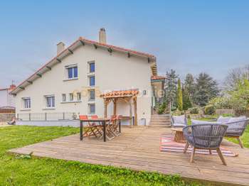 Vente maison 9 pièces