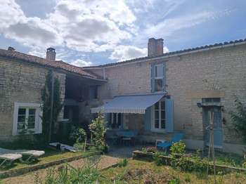 Vente maison 7 pièces Les Éduts 17