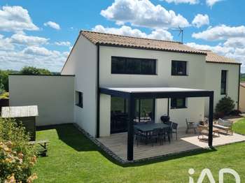 Vente Maison 8 piècesLes Epesses
