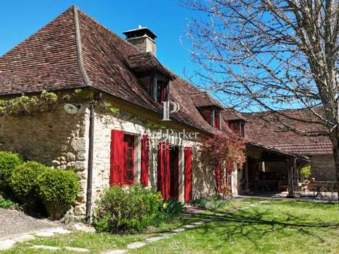 Vente maison 7 pièces Les Eyzies 24