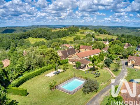 Vente maison 10 pièces Les Eyzies-de-Tayac-Sireuil 24