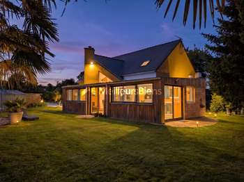 Vente maison 7 pièces Les Fougerêts 56
