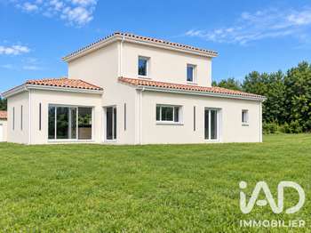 Vente maison 7 pièces Les Granges-Gontardes 26