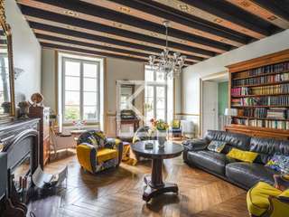 Vente maison 8 pièces