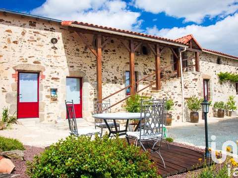 Vente maison 14 pièces Les Herbiers 85