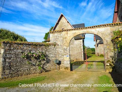 Vente maison 12 pièces Les Herbiers 85