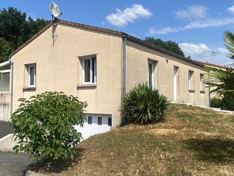 Vente maison 6 pièces Les Herbiers 85