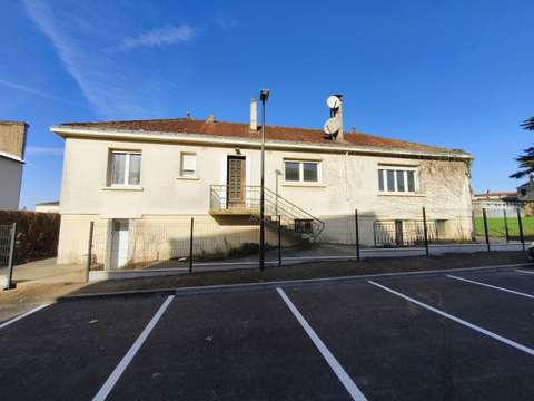 Vente maison 5 pièces Les Herbiers 85