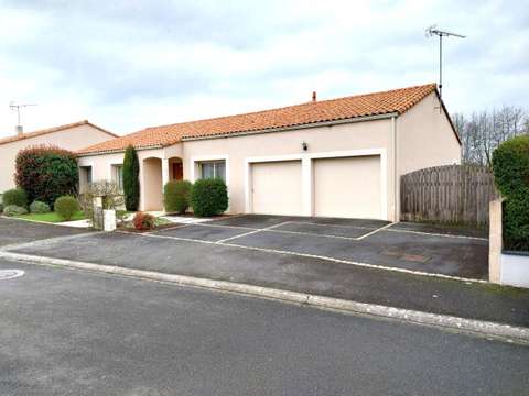 Vente maison 5 pièces Les Herbiers 85